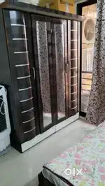 Wooden bed 5×6 size and 4 door wardrobe 5×6 ok-ok condition