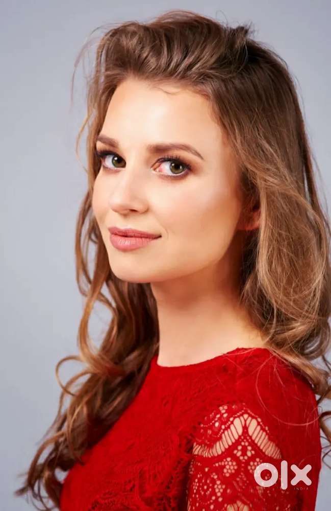 Need Female models and Sales Girls