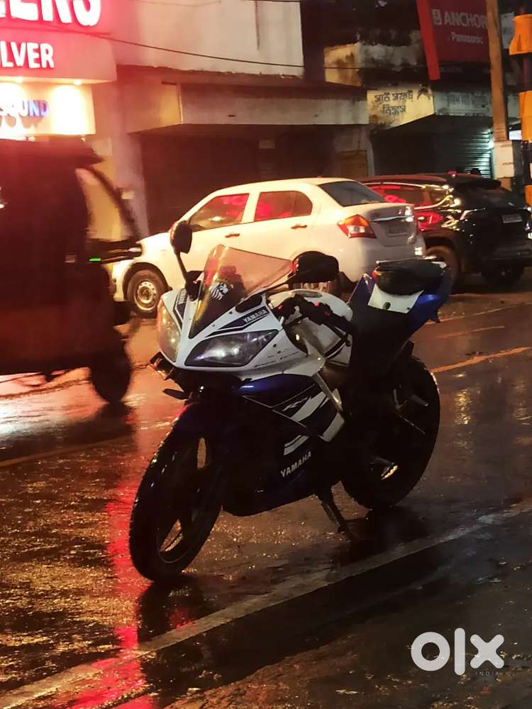Yamaha R15 V2... Good Condition