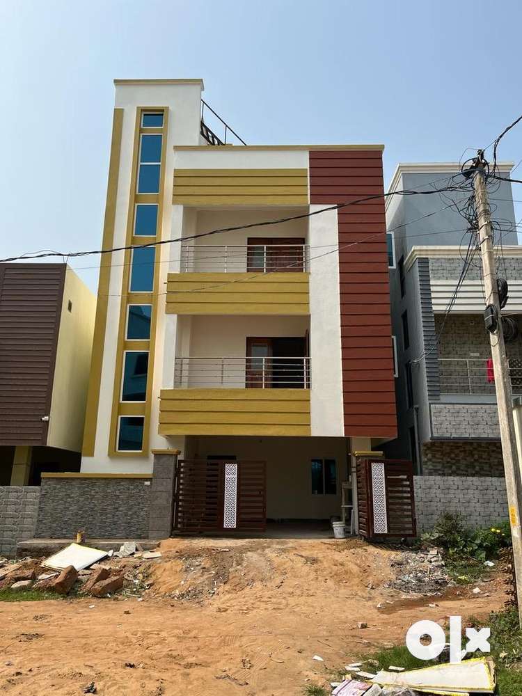 House with four floors with a super built up area of 1500sq ft