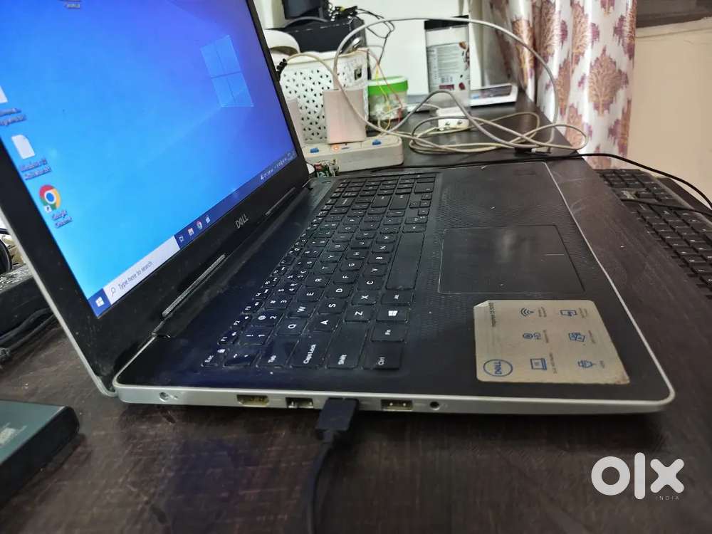 DELL INSPIRON 15 3000