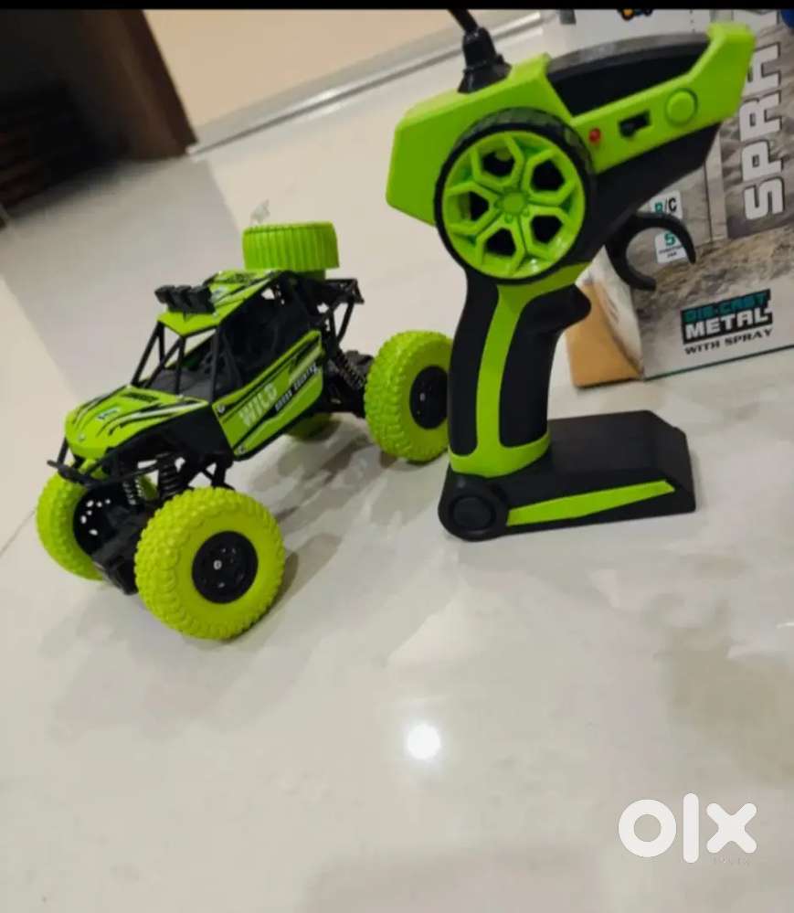 New Monster remote control car with lots of features and power