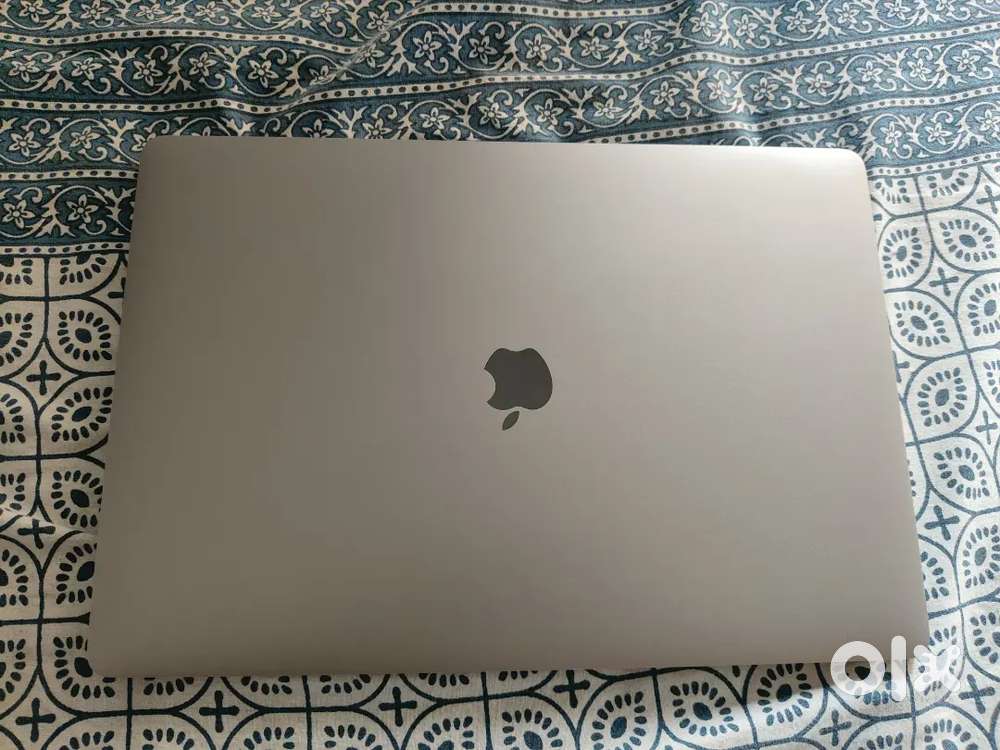 Macbook Pro (Intel i7)