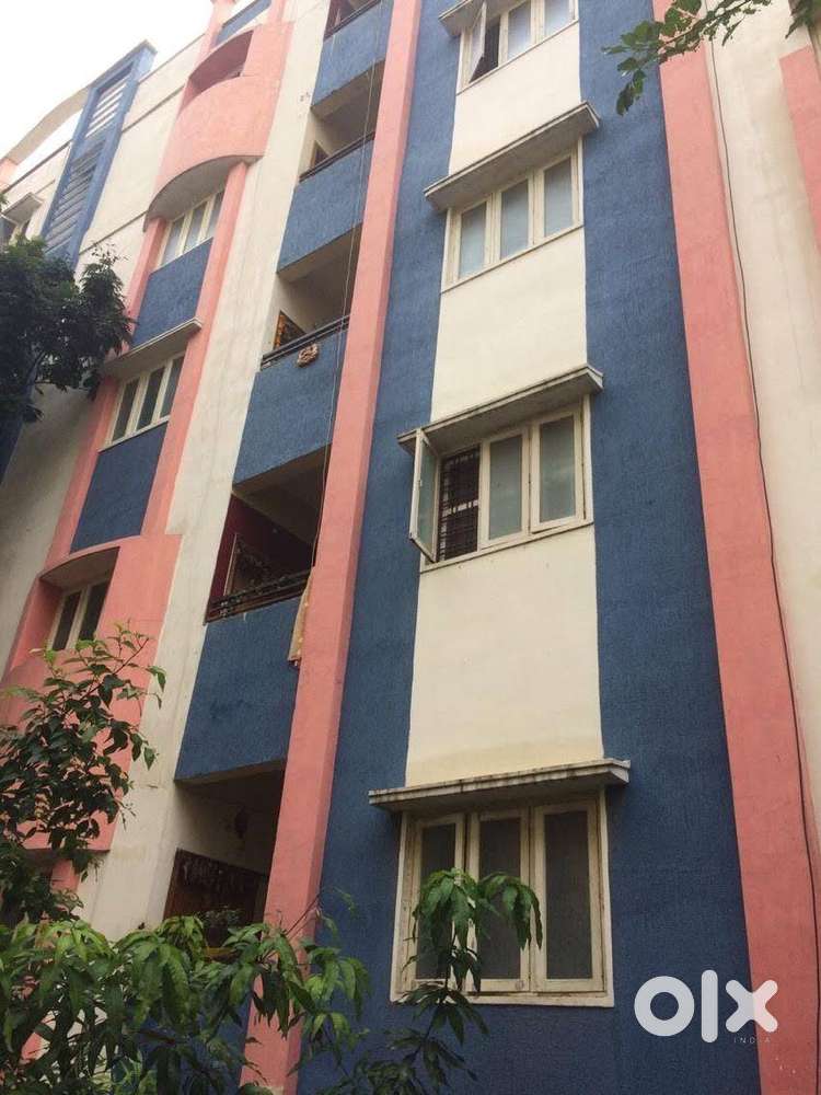 URGENT - 3 BHK Flat In Monika Residency.