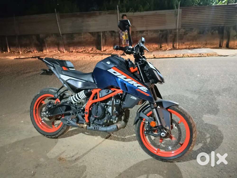 KTM Duke 390 3rd generation 2024 tip top condition