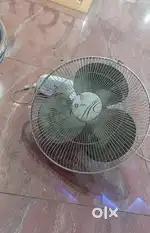 good condition roof usha fan and oriant wall fan