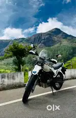 Hero Xpulse 200 4V (2022 Model) – Excellent Condition