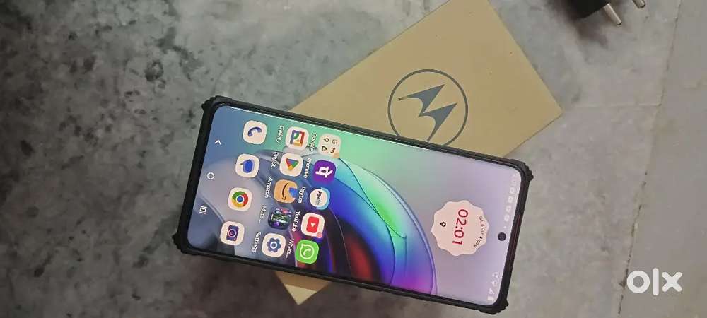 (Motorola Edge 40),8gb ram + 8gb exandable,256gb Storage