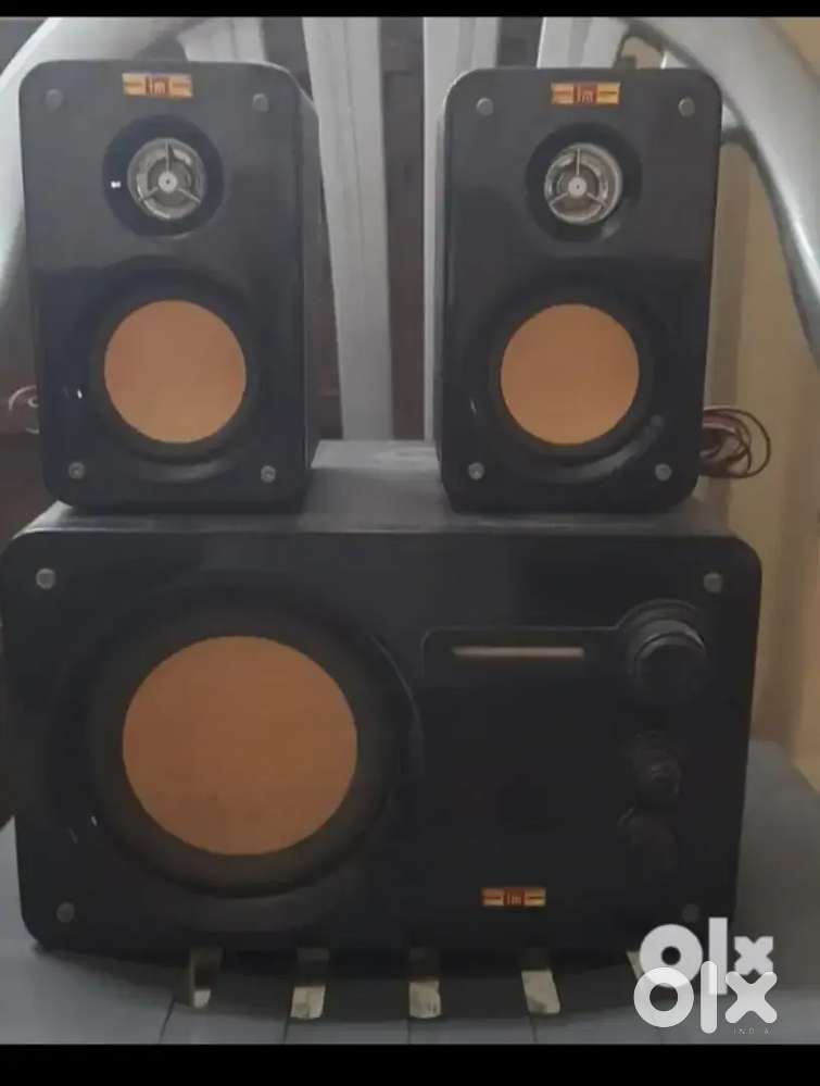 Sound with woffer