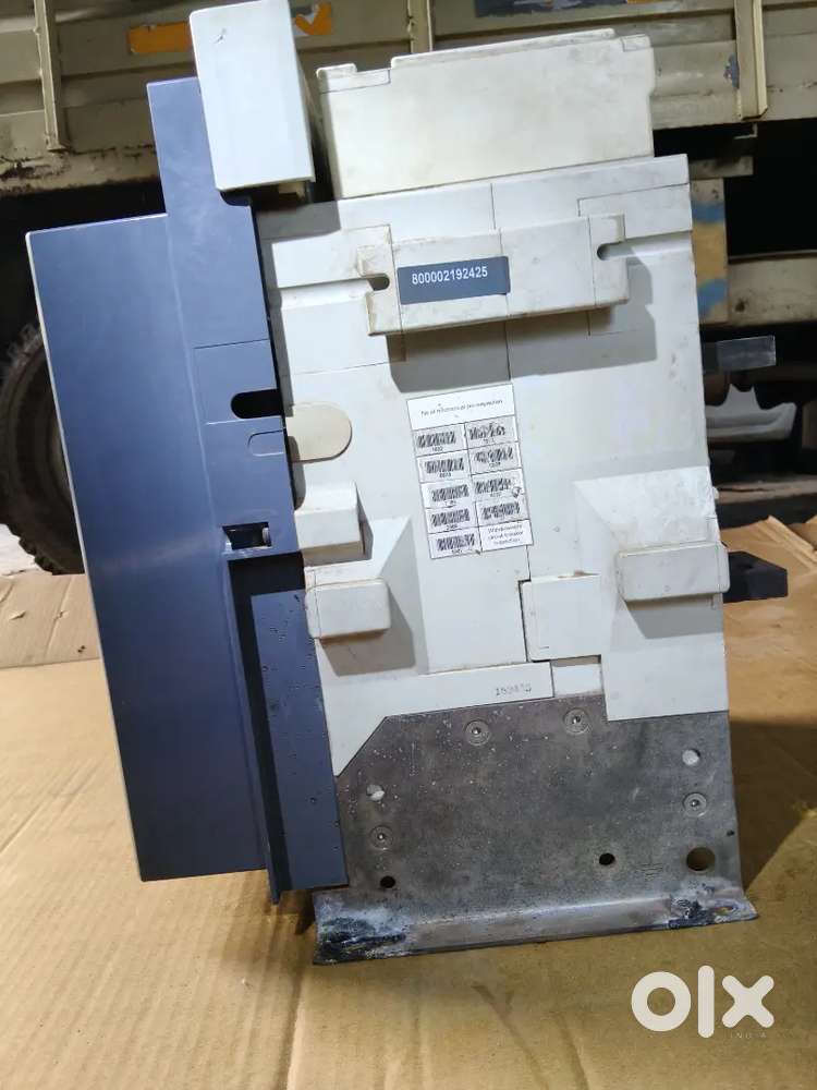 Siemens Air Circuit Breaker 1600A 3 Pole 3WT8161-6AA00-0AA2