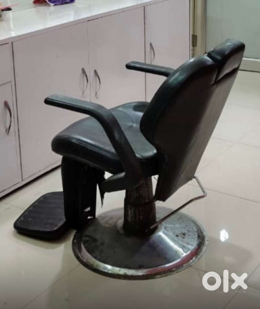 Facial chair