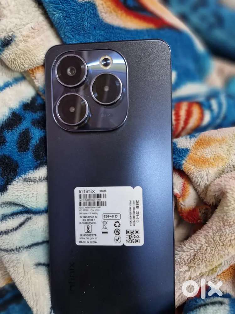 1 manth old 8GB Ram 256