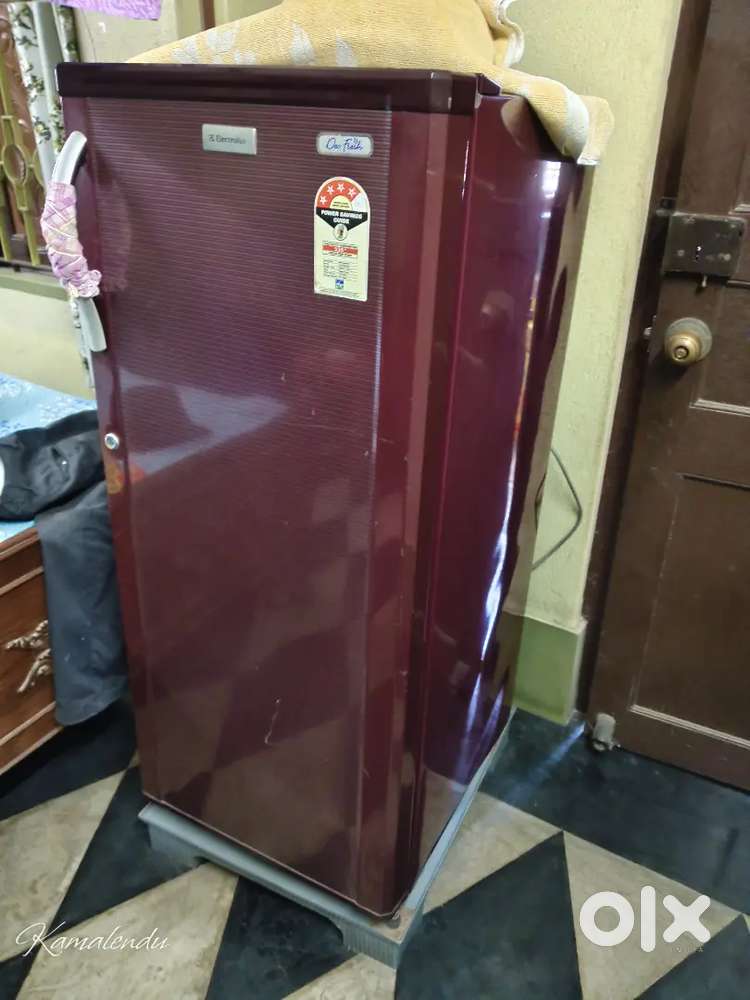 Electrolux 210L 4 star Refrigerator