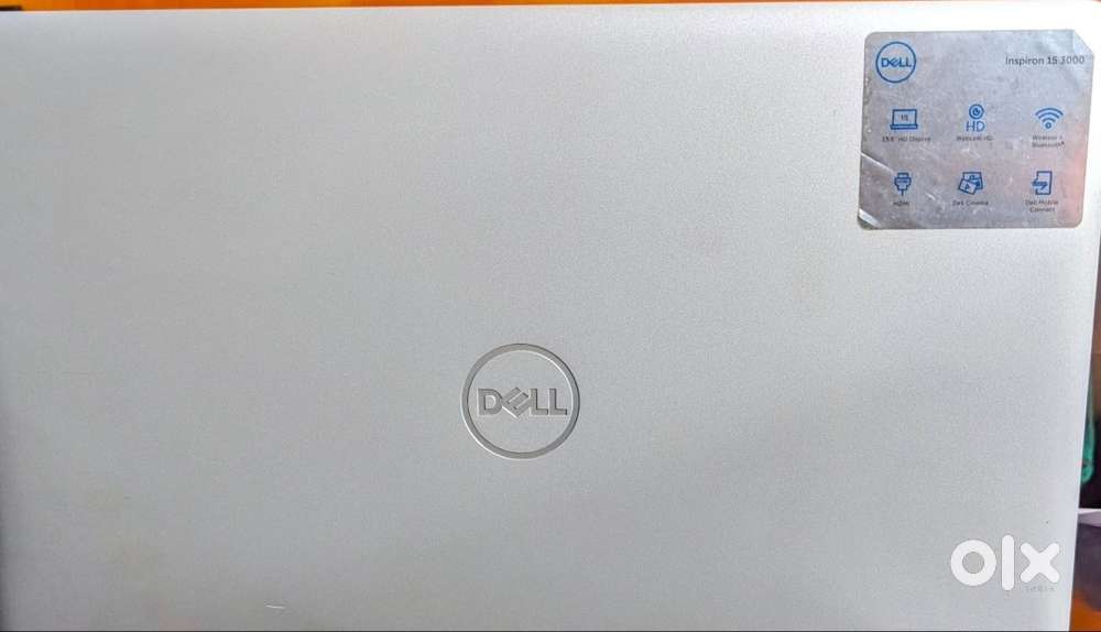 DELL Inspiron 15 3000 Series