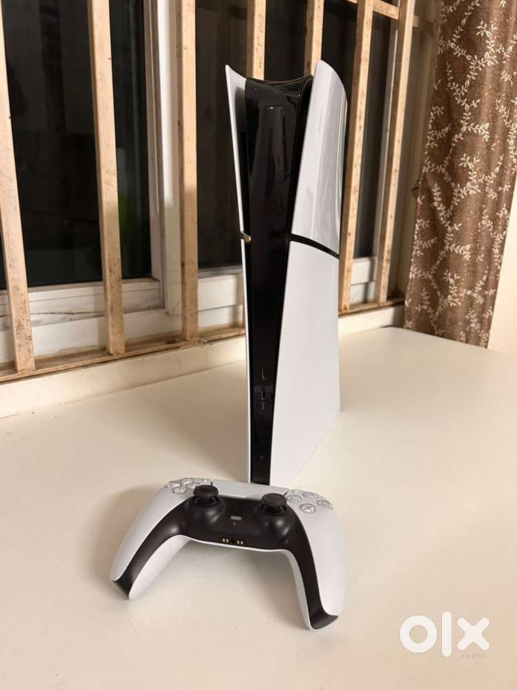 Sony  playstation5 Digital Edition(slim) & Ps5 Disc Edition (slim)