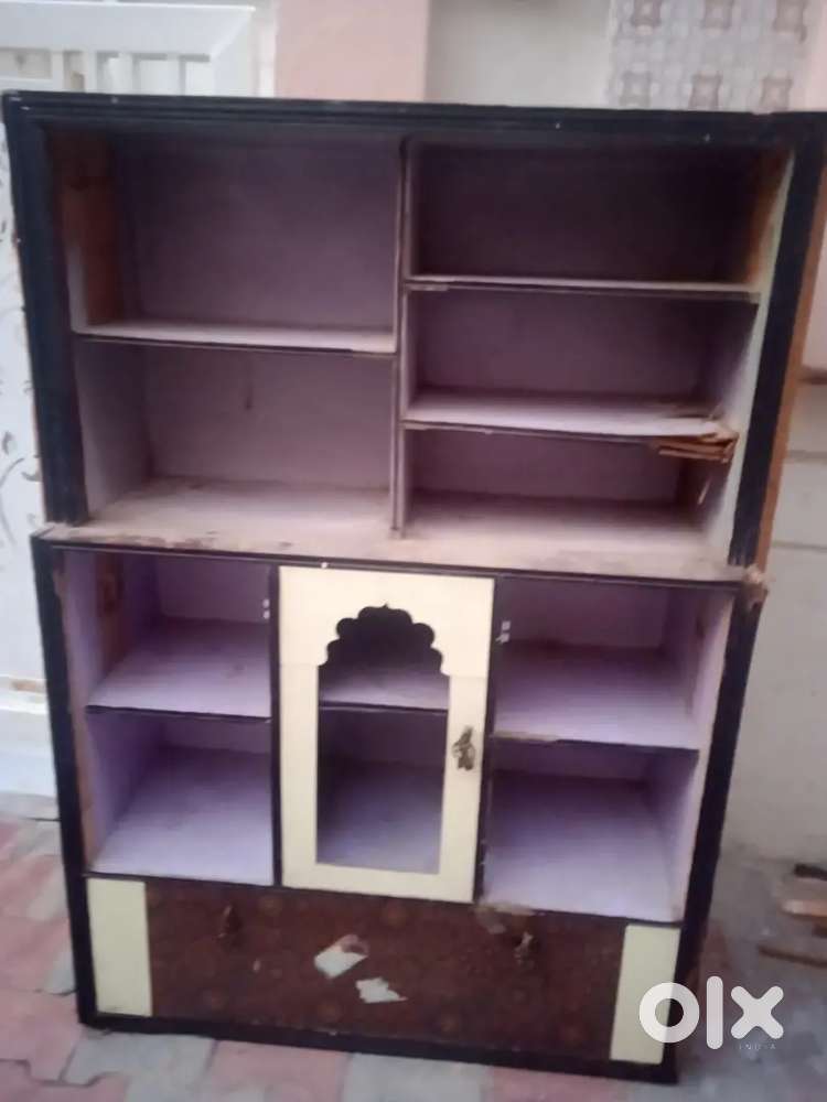 Cupboard for clothes