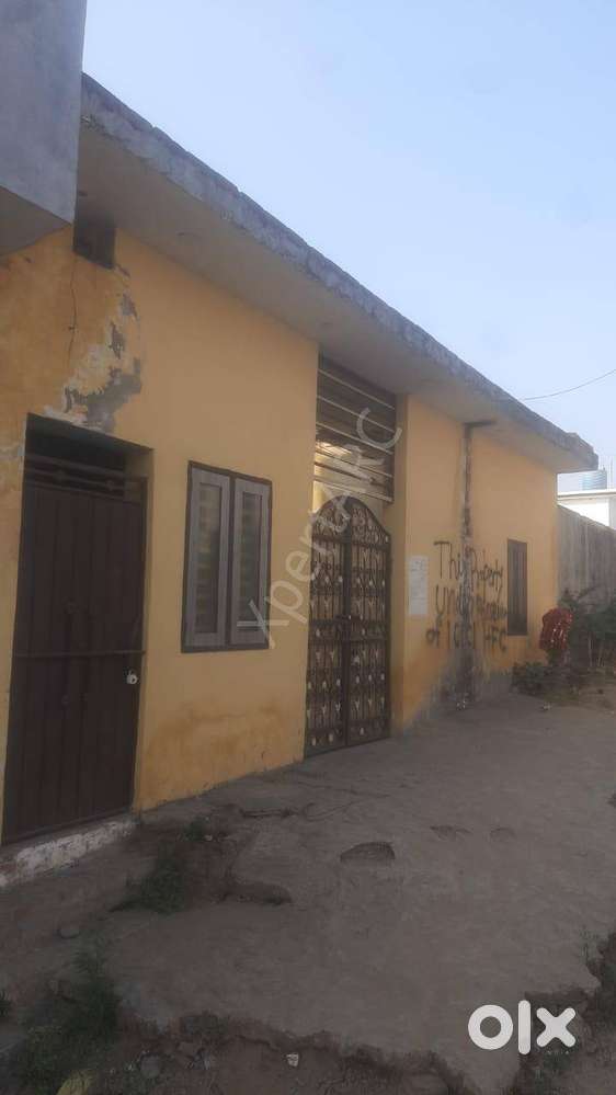 Independent House in Wakia