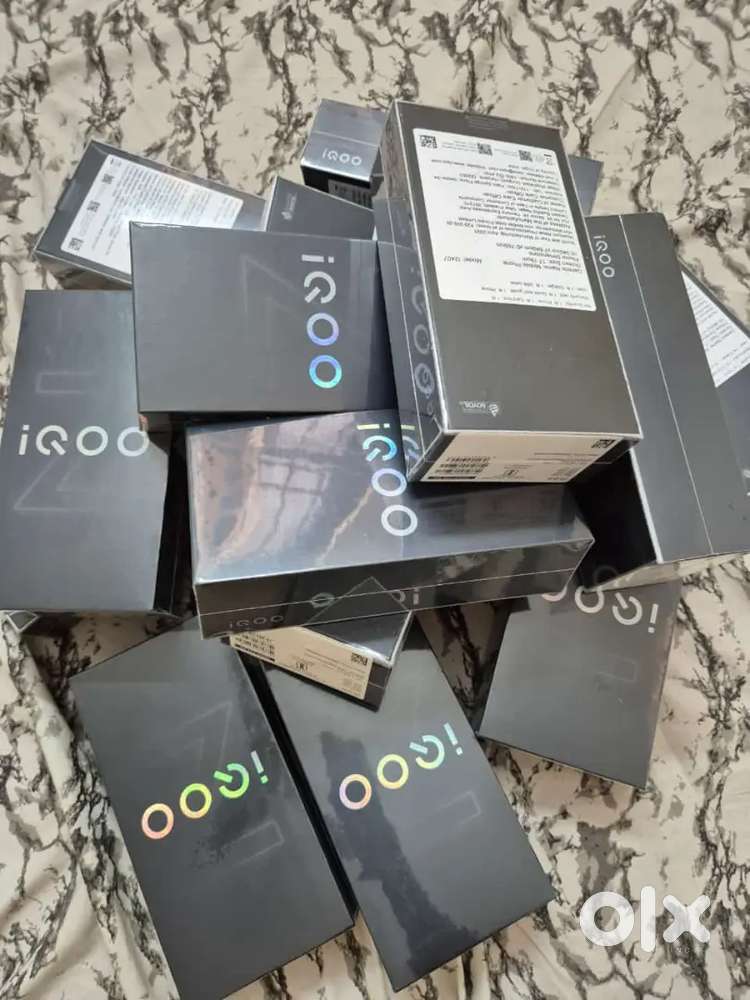 Iqoo Sealed Models available