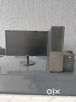 Desktop computer with i3 processor
