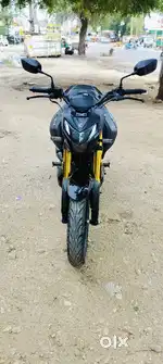 HERO XTREME 160 4V PREMIUM