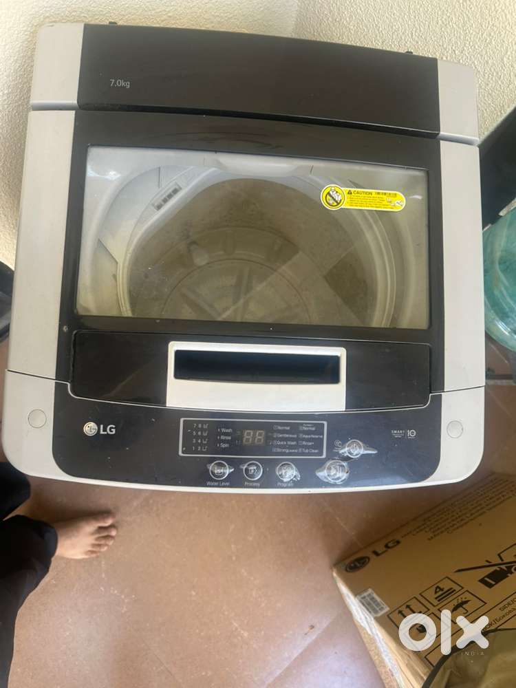 LG 7 kg fully automatic wching machine