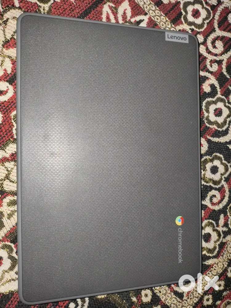 Lenovo chromebook 8 days old only