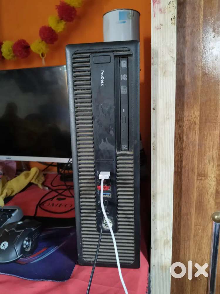 Hp prodesk intel i5 computer 8gb 256 gb