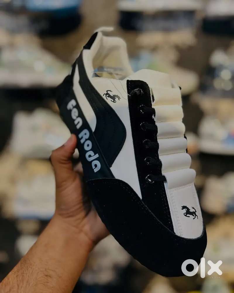 Fen roda shoes If anyone needs to take it please message me