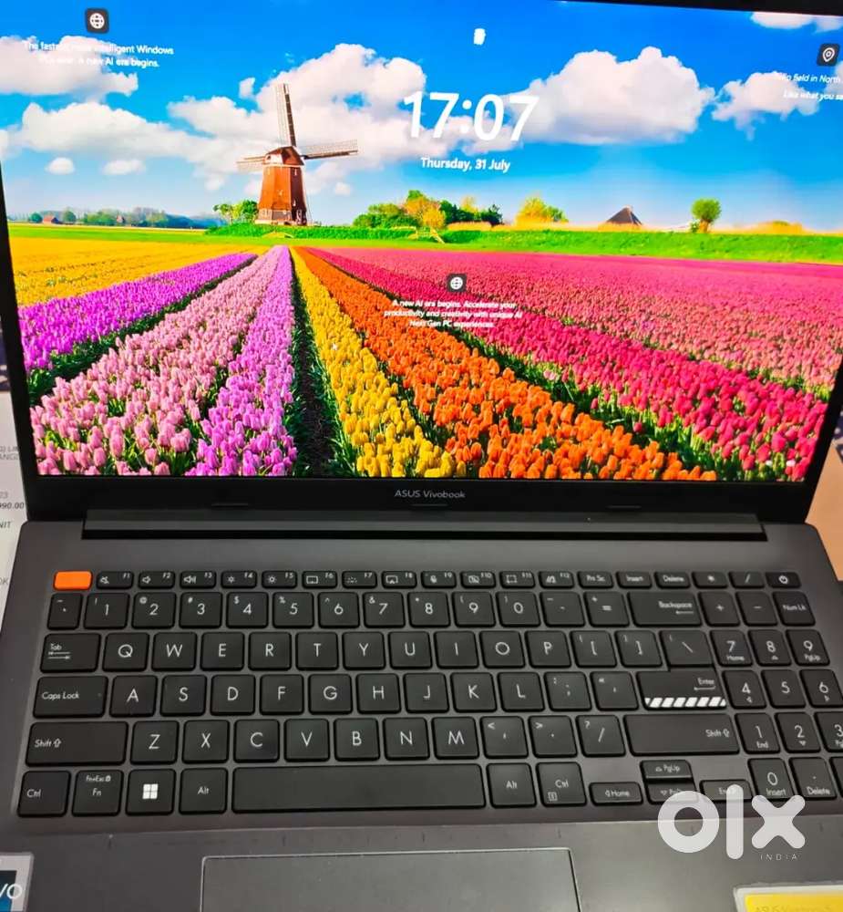Asus vivobook s15 Amoled Display