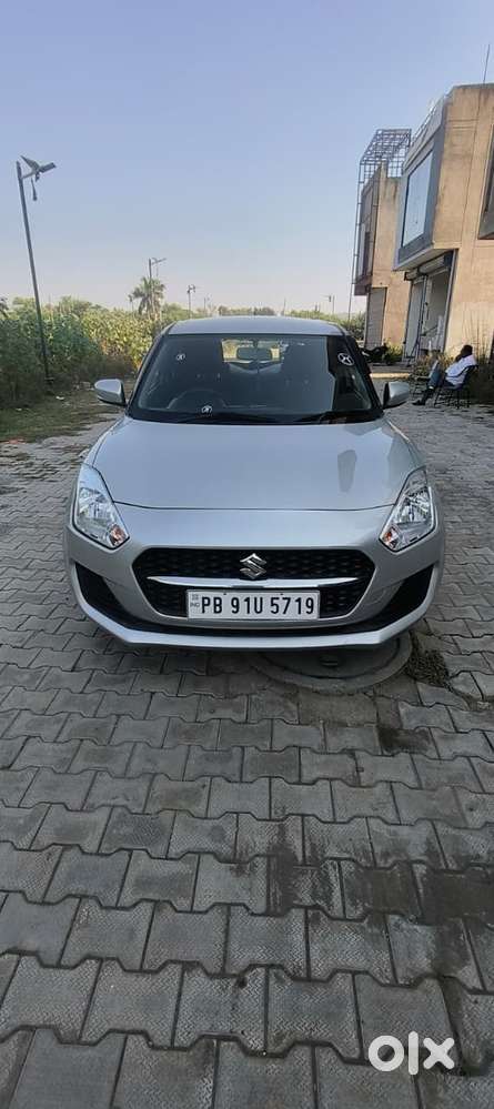 Maruti Suzuki Swift VXI Optional, 2023, Petrol