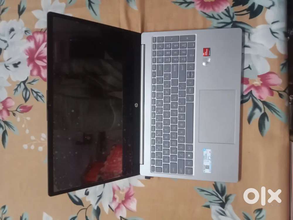 HP 512 GB/16GB laptops