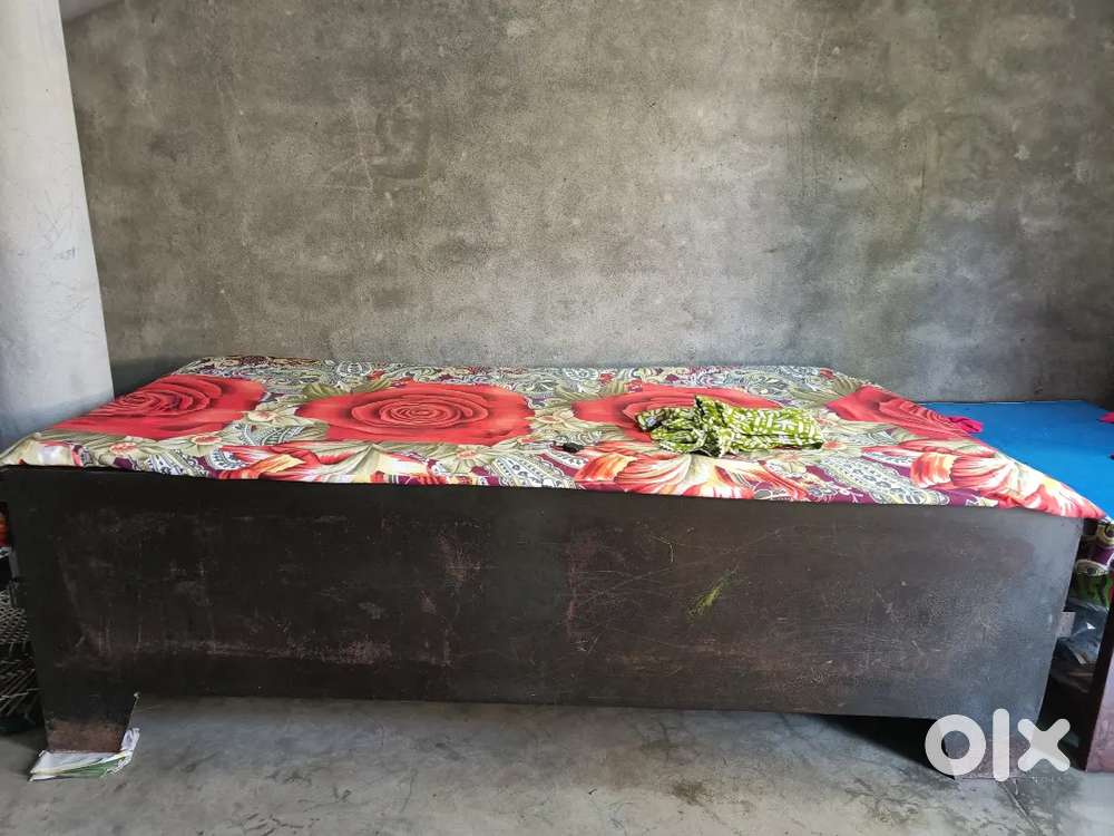 Bed good quality good condition