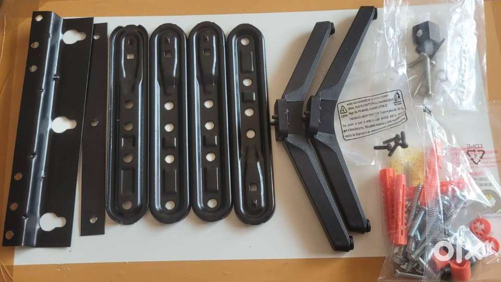 New Universal TV Wall Mount Bracket (Unopened, Full Set)