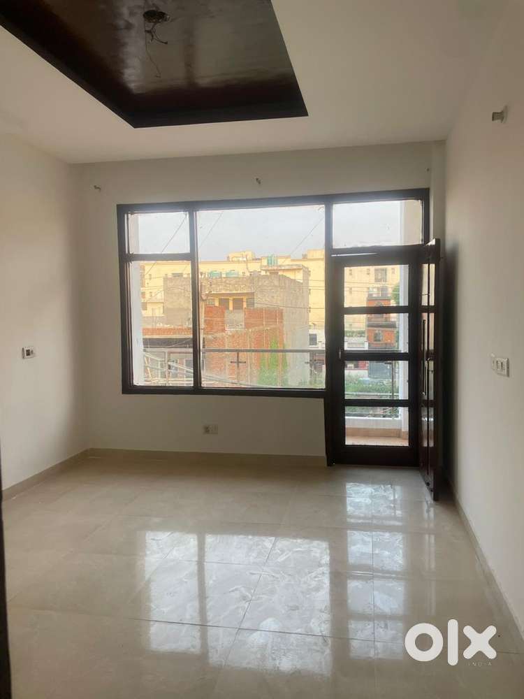 8 marla big brem house in sector -23 chandigarh