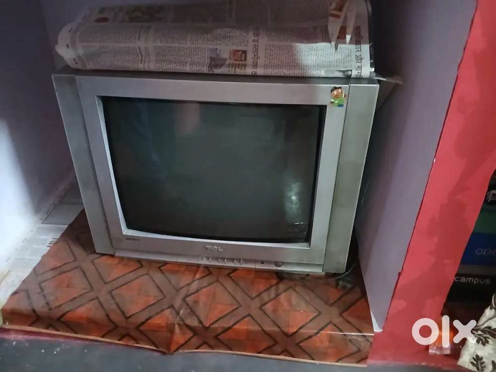 CRT TV 2UNIT WORKING WELL CONDTION samsug , TCL