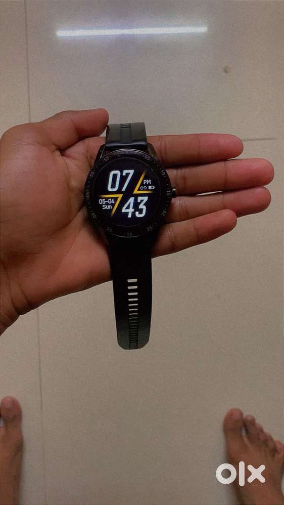 Firebolt 2112.5 smartwatch