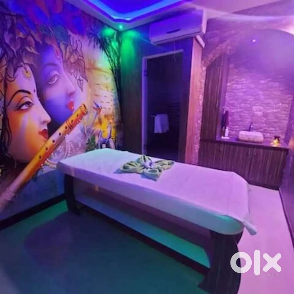looking for a female massage therapist