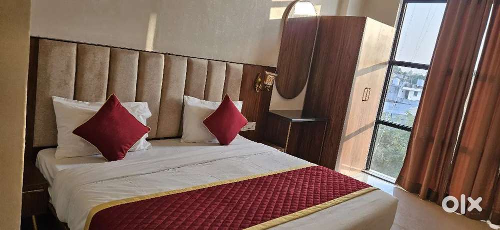 Only Experience staff for Reception. Hotel PALM Residency