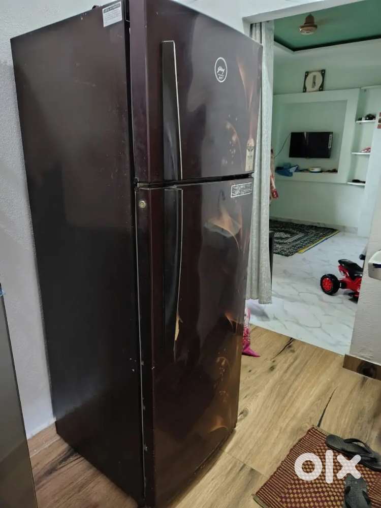 Godrej 280 litre good condition fridge