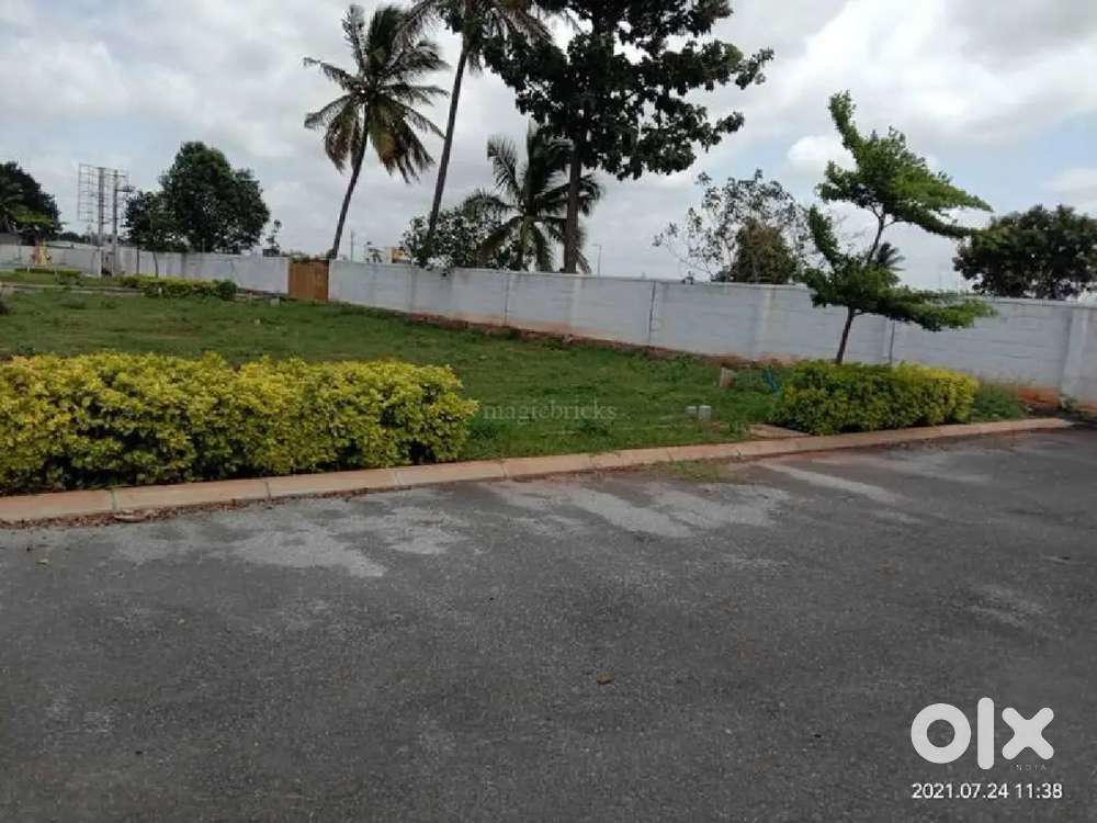 Plot for sale in Chandapura to Anekal main road