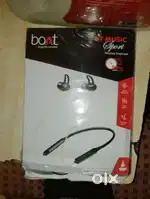 Boat neckband