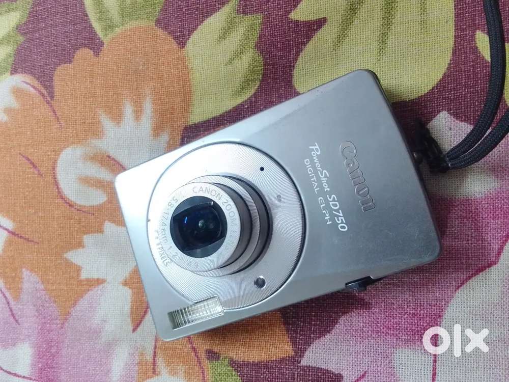 Canon digital camera ( Lcd patch)