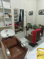 Fully furnished Beauty parlour on rent