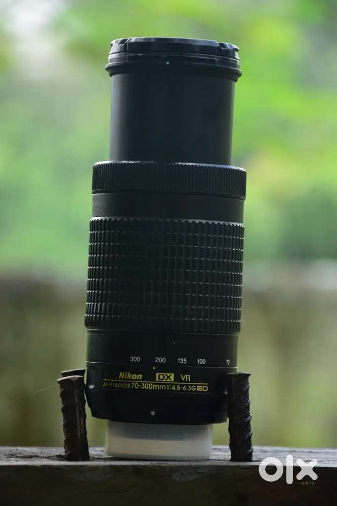 NIKON 70-300 MM LEANS