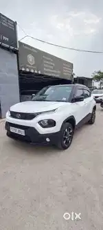 Tata Punch Creative AMT, 2022, Petrol