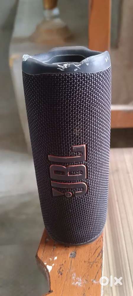 JBL flip 6 bluetooth speaker
