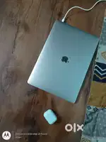 MacBook pro a1990