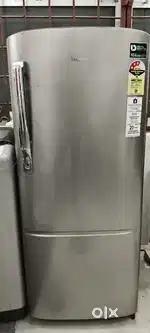 Fridge and washing machine