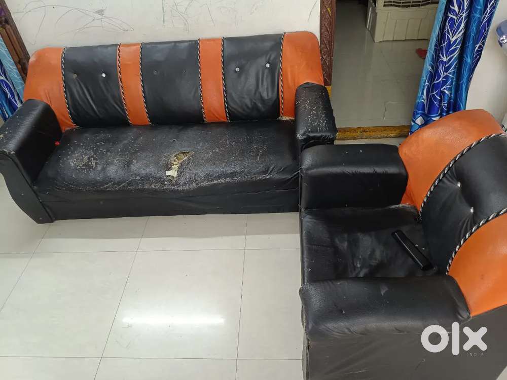 Sofa set 3total 1big size 2chairs