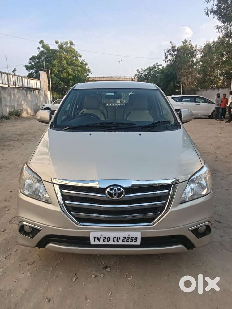 Toyota Innova 2.5 V 7 STR, 2015, Diesel